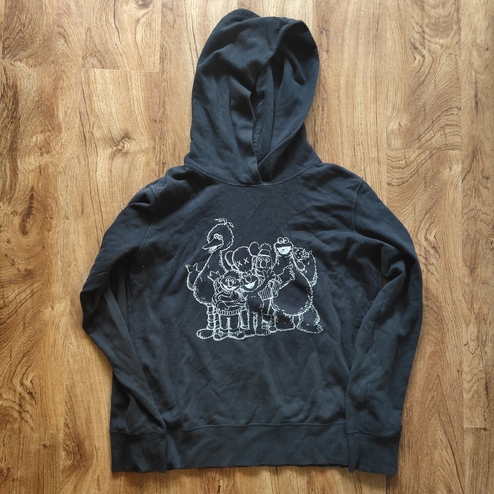 KAWS X Uniqlo Limited Collaboration Black hoodie